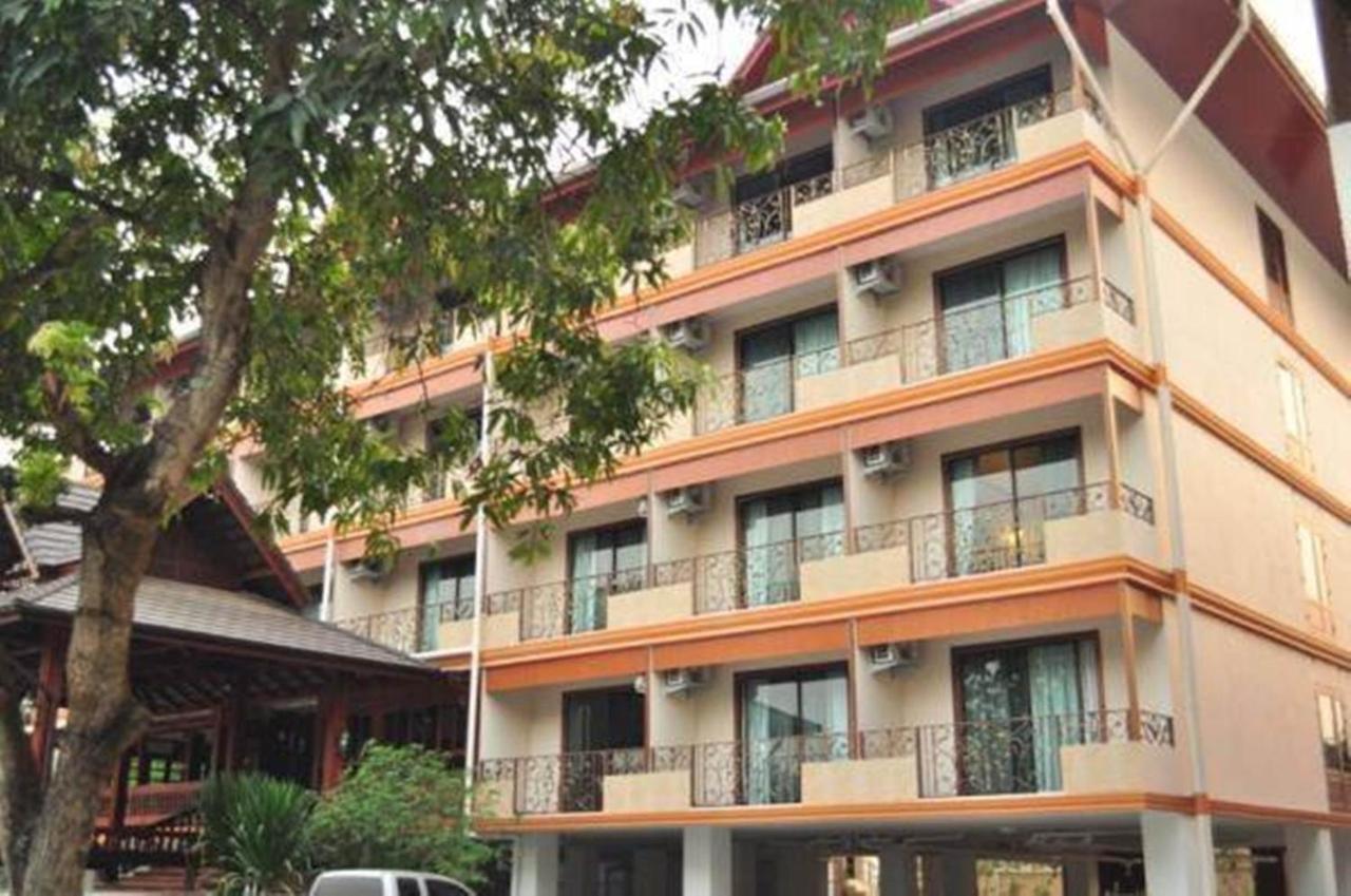 Baankhun Chiang Mai Hotel Εξωτερικό φωτογραφία